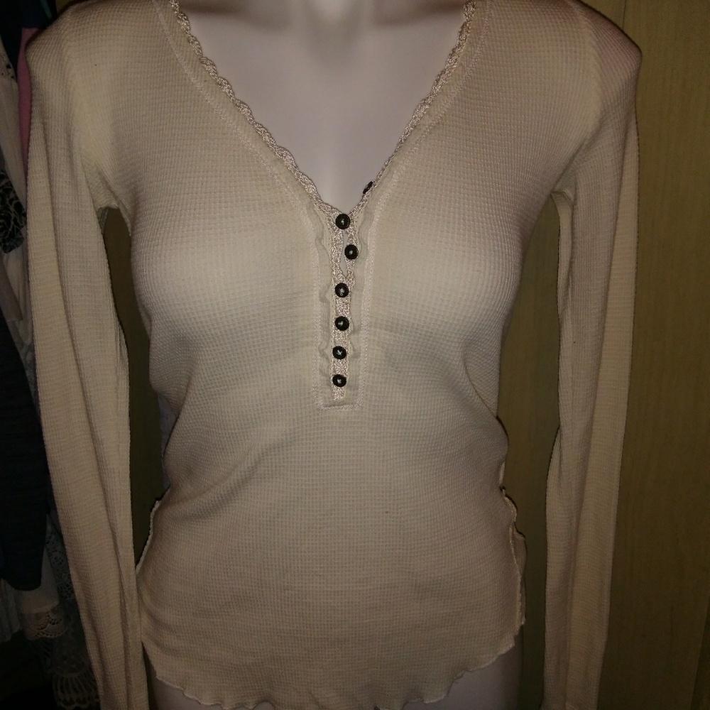 Shirt - Picture 2 of 2